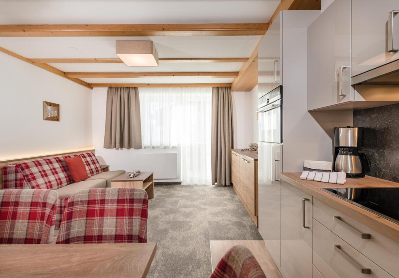 Apartments & Garni Alpenrose Obertauern Eksteriør billede