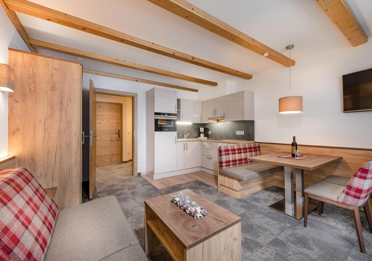 Apartments & Garni Alpenrose Obertauern Eksteriør billede